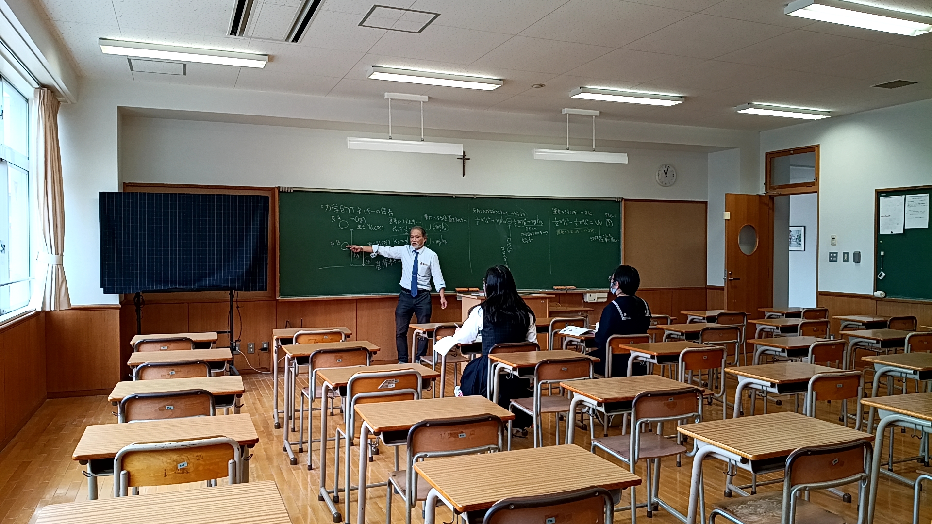 物理基礎と書道のスクーリング の投稿